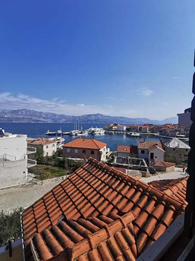 Villa Ela Postira Bagian luar foto