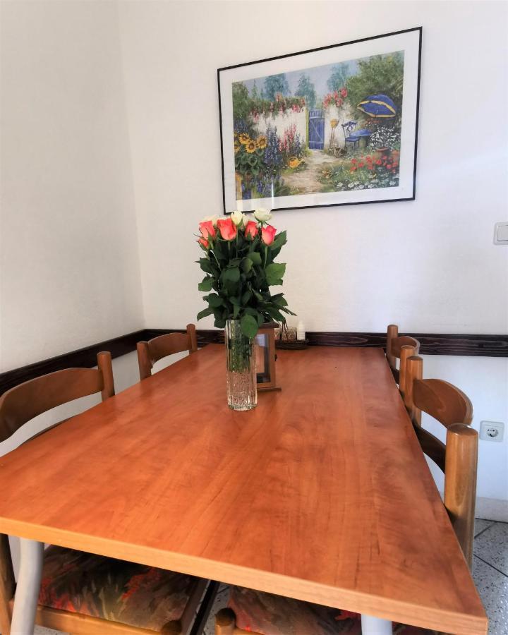 Villa Ela Postira Bagian luar foto